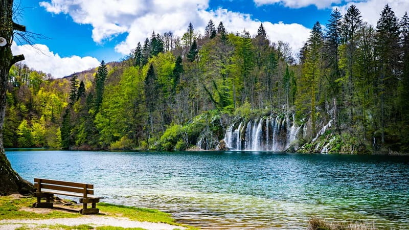From Split: Plitvice Lakes Guided tour - The 3.5-hour ride from Split or Trogir