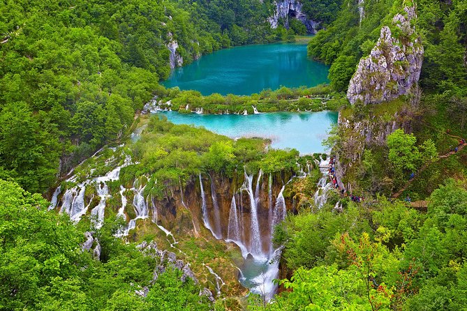 From Split: Plitvice Lakes National Park Guided Tour - Walking both the Upper and Lower Lakes