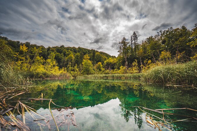 From Split: Self-Guided Plitvice Lakes Day Tour with Boat Ride - The long road north from Split