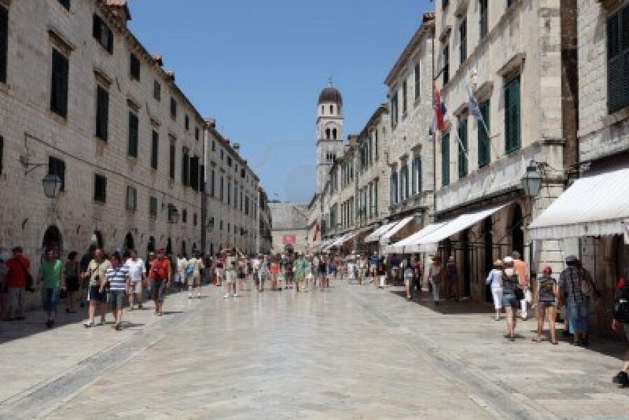 From Split/Trogir: Dubrovnik Guided Tour with a Stop in Ston - Comfort, guides, and the practical details