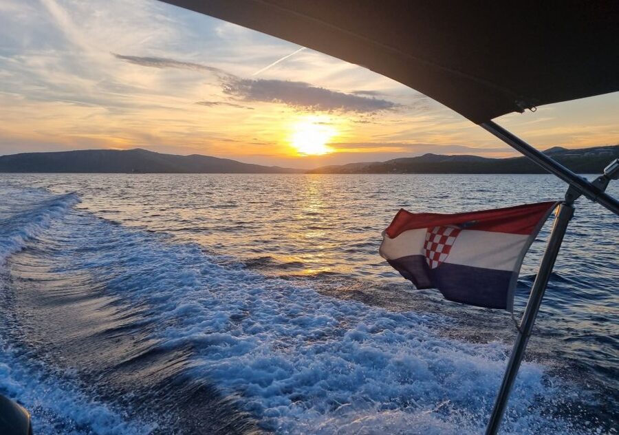 From Trogir: 3 islands half day tour with Blue Lagoon - The boat rides keep the schedule efficient