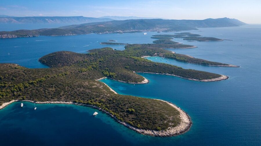 From Trogir/ Split: Hvar & Pakleni Islands Private Boat Tour - Morning coffee in Milna on Brač