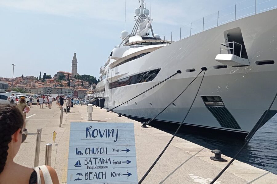 From Vrsar: Lim Bay, Pirate Cave and Rovinj Visit - Setting out from Vrsar