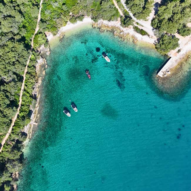 From Zadar: Island-Hopping Speedboat Tour with Drinks - Weather can change the whole experience