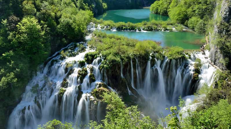 From Zadar: Plitvice Lakes Day Tour - Choosing between the 4-kilometer and 8-kilometer routes