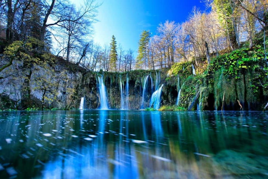 From Zadar: Plitvice Lakes National Park Day Trip +Boat Ride - Five hours among the Upper Lakes