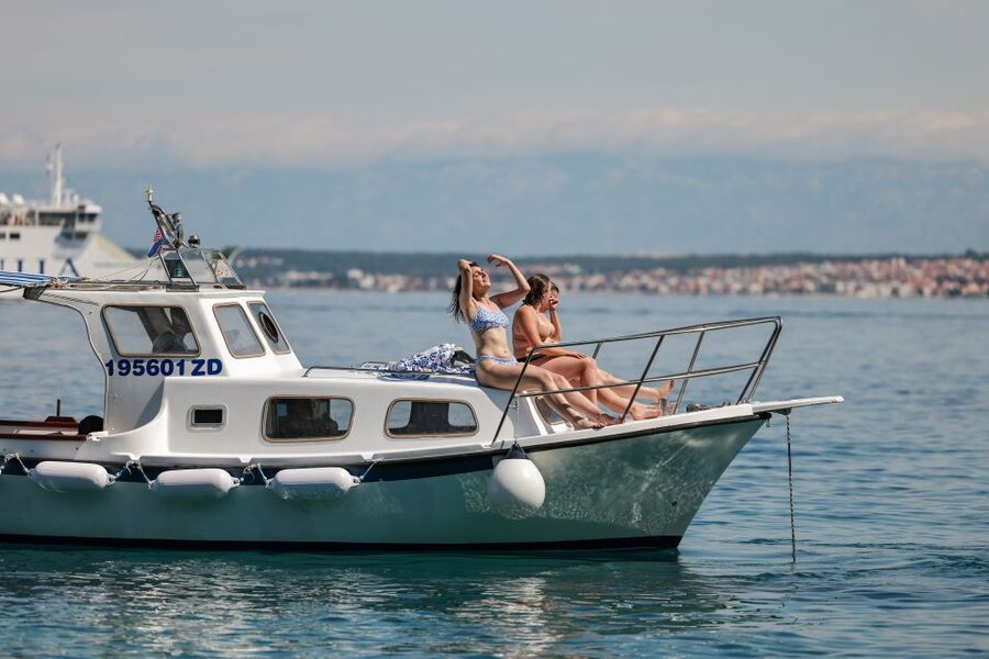 From Zadar: Private Boat Tour to Croatian Islands - Who should book this private Zadar boat trip?