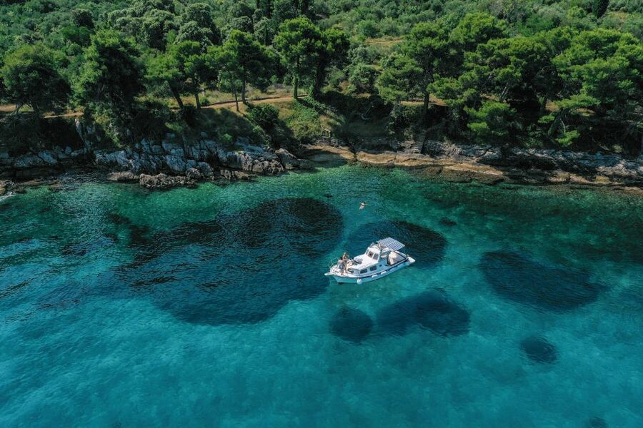 From Zadar: Private Boat Tour to Croatian Islands - Ošljak, a small island for swimming