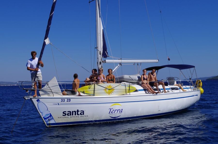 From Zadar: Private Half-Day Sailing Trip - Passing Galevac and the smaller islets