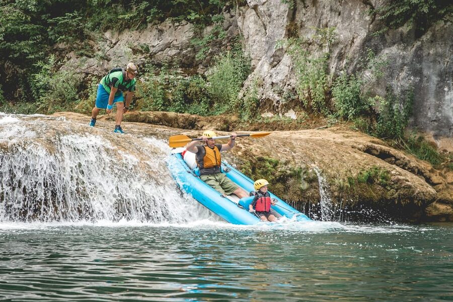 From Zagreb: Mrežnica kayaking & Rastoke village - day trip - Who should book this Mrežnica day trip?