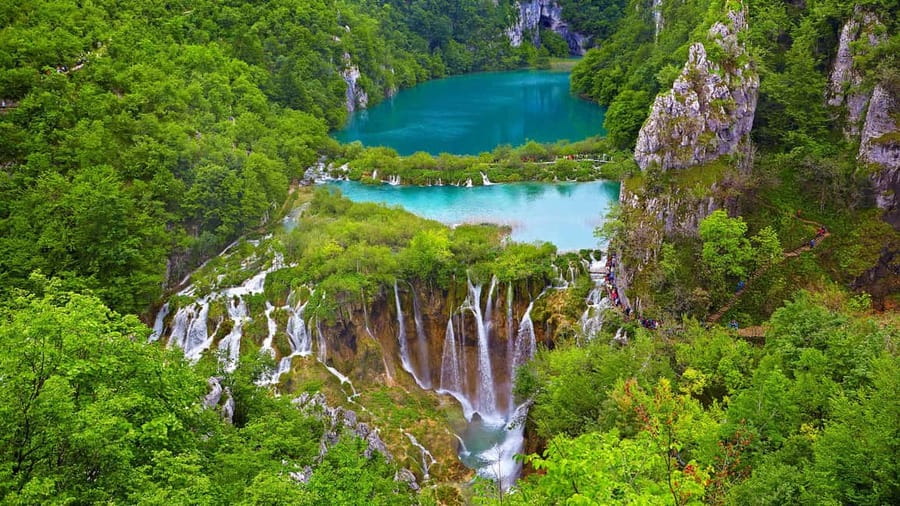 From Zagreb: Plitvice Lakes National Park Full-Day Tour - Starting at Zrinjevac 2 in Zagreb