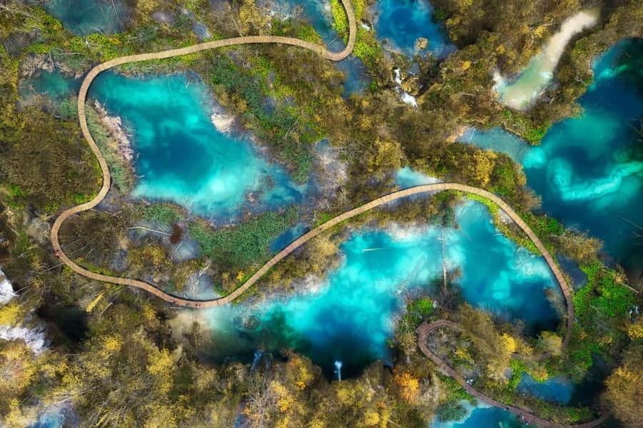 From Zagreb: Plitvice Lakes National Park Tour with Tickets - From Zagreb to Rastoke, a useful first stop