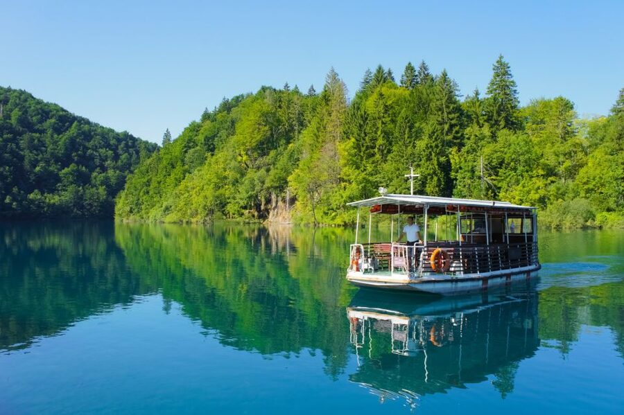 From Zagreb: Plitvice Lakes & Rastoke Private Tour - Is $424 per person a fair price?