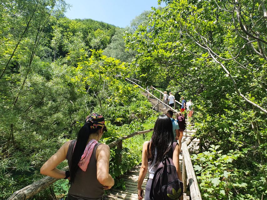 From Zagreb: Plitvice & Rastoke Guided Day Trip with Ticket - The boat ride and panoramic train