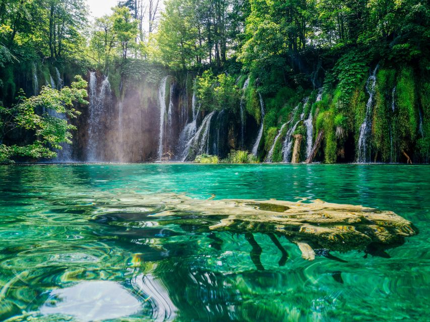 From Zagreb: Plitvice & Rastoke Guided Day Trip with Ticket - The guide can make or break a long day