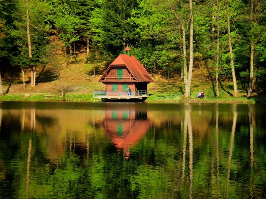 From Zagreb: Prehistoric and Medieval Croatia Tour - Private transport and the value of the price