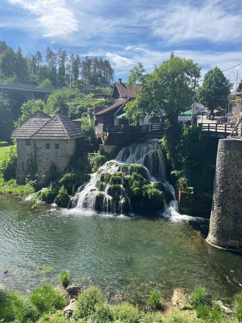 From Zagreb: Rastoke and Plitvice Guided Trip with Ticket - Plitvice Lakes: Croatia’s main natural attraction