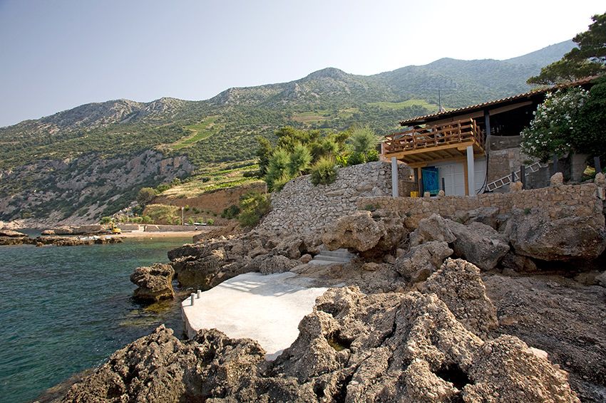 Full-Day Peljesac Wine Tour - Transport and communication