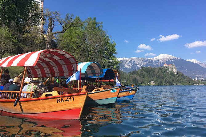 Full-Day trip to Lake Bled - The pletna boat to Bled Island