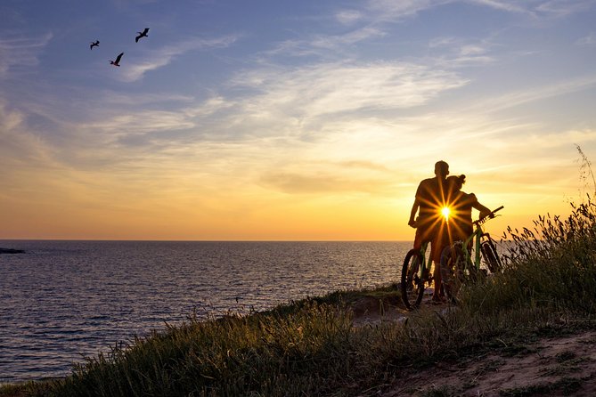 FUN E-BIKE RIDE at CAPE KAMENENJAK - Coastal bays, photos, and the Velika Kolombarica view