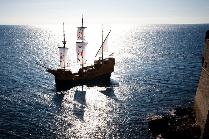 Game of Thrones Cruise And Walking Tour Karaka Dubrovnik - Sailing from Gruž on the Karaka