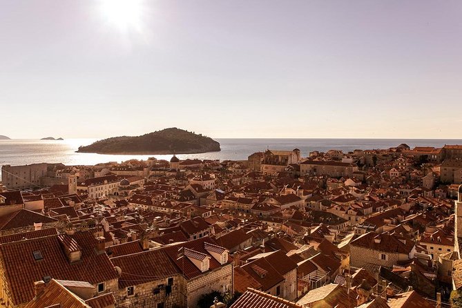 Game of Thrones Extended Tour with Swords and Props - A brothel, a tower, and Dubrovnik’s visual tricks