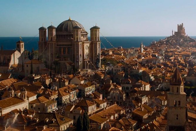 Game of Thrones Extended Tour with Swords and Props - Ploce Gate and the final views