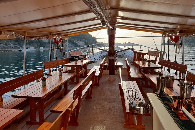 Gastro Cruise | Cruise around Dubrovnik Old Town with Lunch - Lokrum Island and the second half of the route
