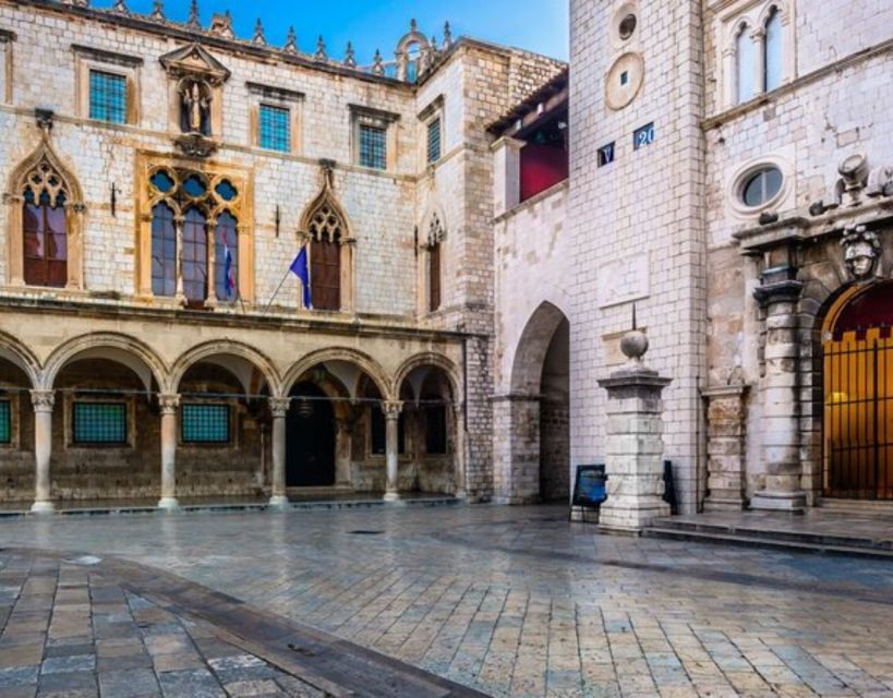 Group tour: Dubrovnik Walking Tour (1h duration, 9:30am, 6pm - Why One Hour Works in Dubrovnik Old Town