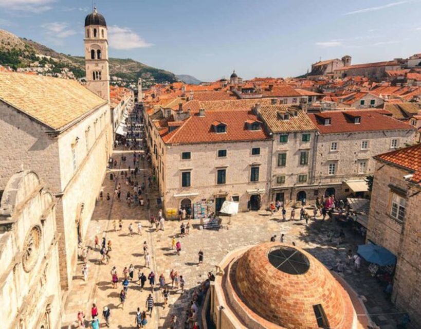 Group tour: Dubrovnik Walking Tour (1h duration, 9:30am, 6pm - Stradun and the Shape of Dubrovnik