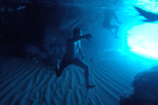 Guided Kayaking and Snorkeling Tour to Green Cave and Sipan Island from Lopud - Who should book this experience