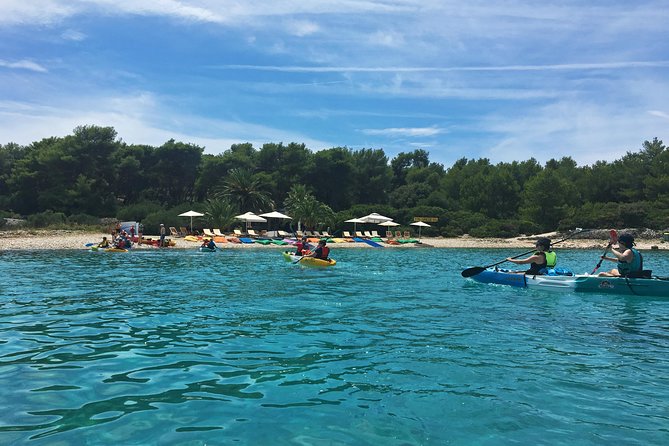 Guided kayaking tour to Pakleni islands - Lunch at Tri Grede, at your own cost