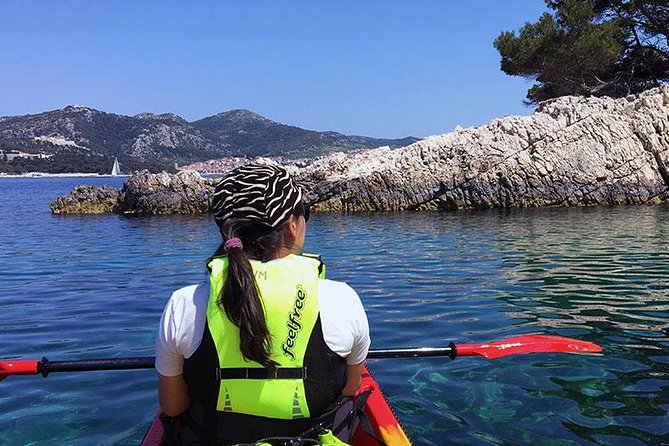 Guided kayaking tour to Pakleni islands - Should you book it?