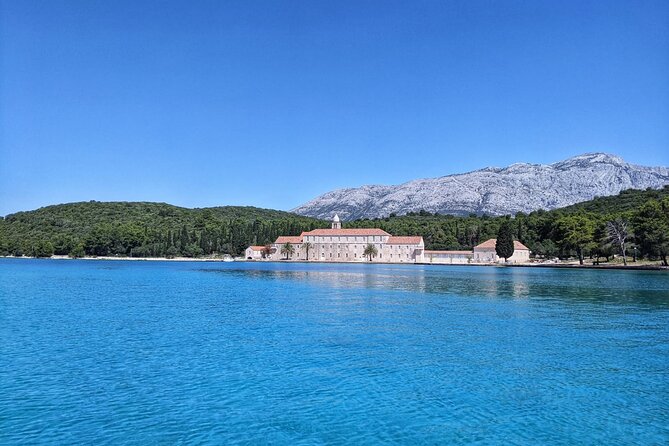 Half-Day Boat Tour Korcula Archipelago - Leaving Korcula Town for the archipelago
