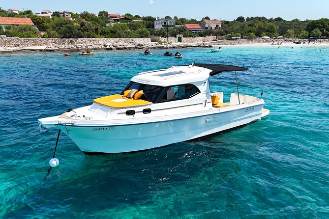 Half Day Speedboat Tour to Three Islands from Trogir - The captains shape the experience
