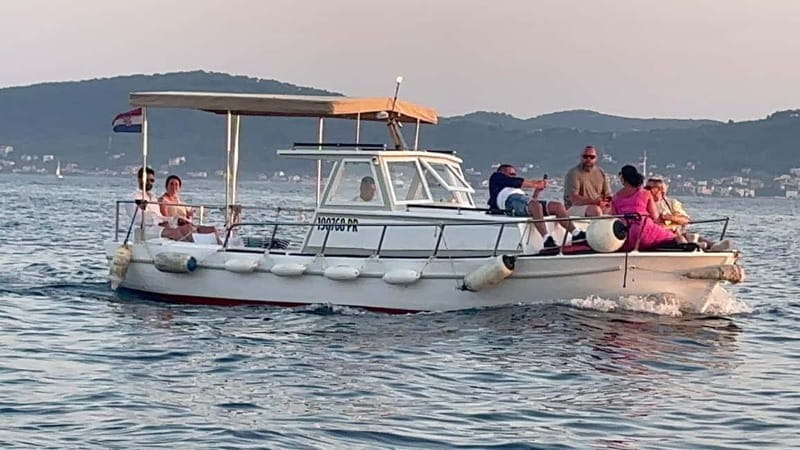 Half-day speedboat trip from Zadar with drinks - The 20-minute run to Ošljak