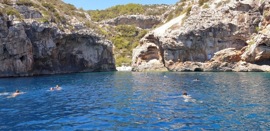 Hvar:Blue & Grenn Cave and Vis Island Private Speedboat Tour - Biševo and the Blue Cave require a separate boat