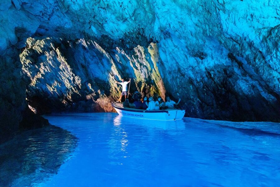Hvar:Blue & Grenn Cave and Vis Island Private Speedboat Tour - What the $1,010 price really buys