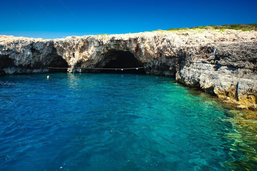 Hvar:Blue & Grenn Cave and Vis Island Private Speedboat Tour - The 10-hour schedule needs a little stamina