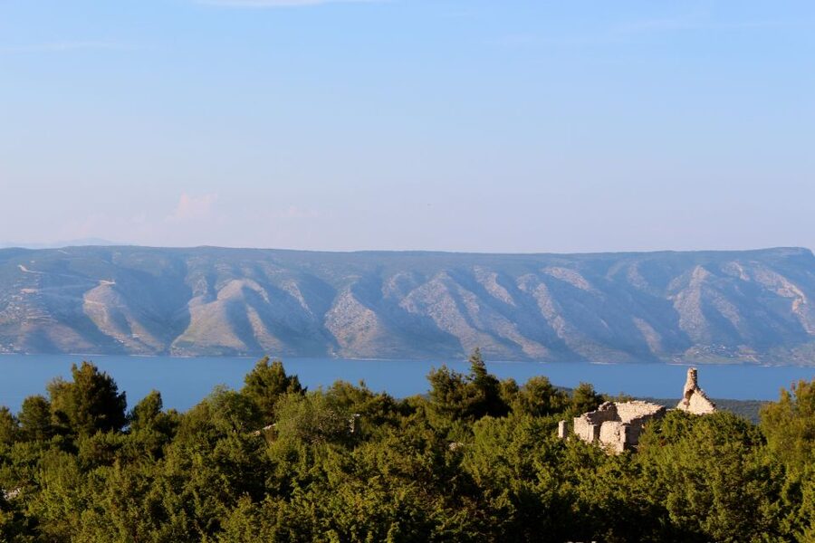 Hvar Hidden Gems Tour with Lunch or Dinner - Into Hvar’s rural heart by van