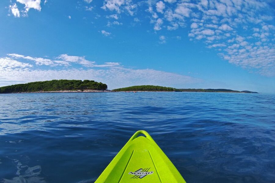 Hvar: Pakleni Islands Self-Guided Kayaking Tour - From Bonj Beach to the open water