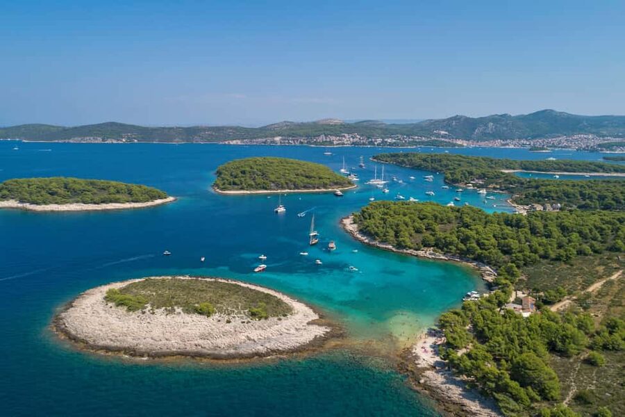 Hvar: Sunset and Pakleni Islands with a Speed Boat - Sunset among the Pakleni Islands
