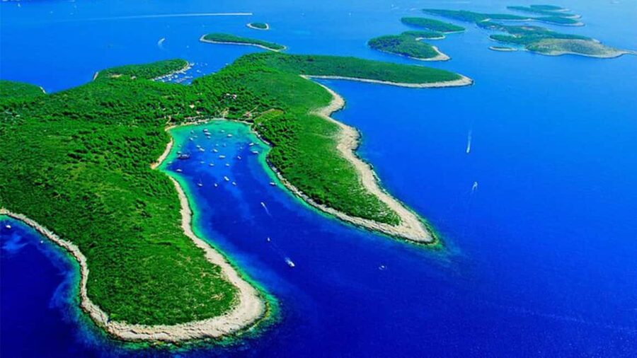 Hvar Tour from Split - Full Day Tour - A practical day on a speedboat