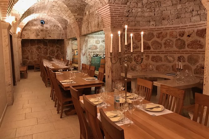 Hvar Wine tasting small group experience - Timing, pickup, and group size