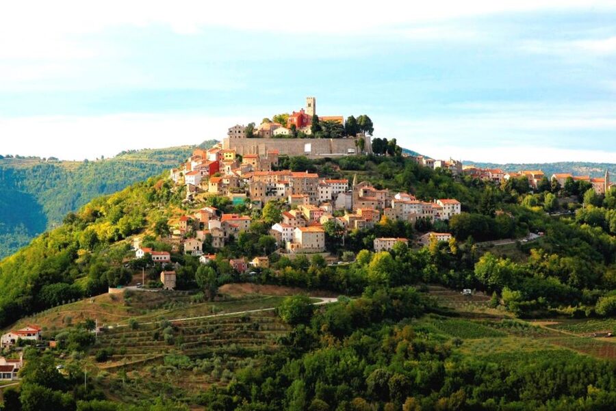 Istria Highlights Tour from Rijeka or Pula - Motovun and the Mirna River valley