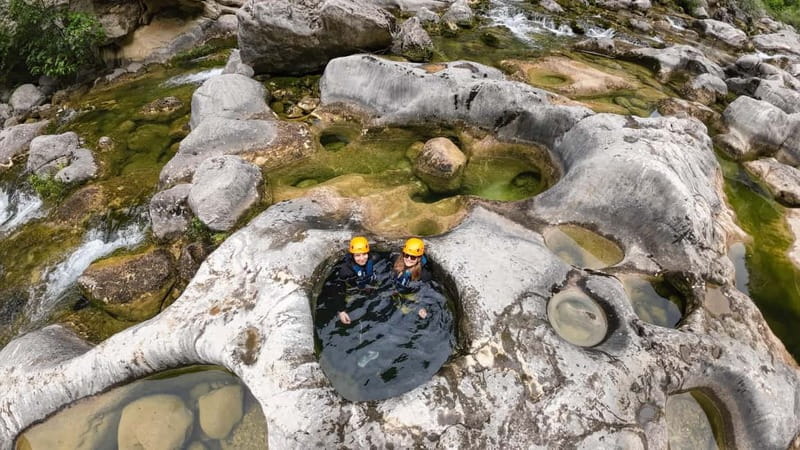 Iz Omisa/Zadvarija: Extremni Canyoning na rijeci Cetini - Swimming, hiking, and river slides