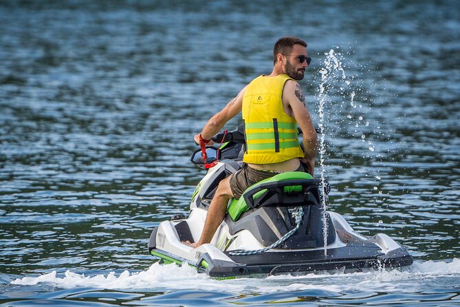 Jet Ski Rent 2h - The beach start and safety briefing