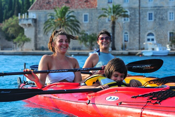 Kayaking Korčula's Paradise -Half Day Guided Kayak Tour - The first paddle toward Lumbarda