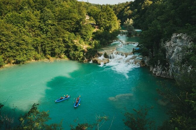 Kayaking Mreznica Waterfalls close to Plitvice Lakes - The guides make or break the experience