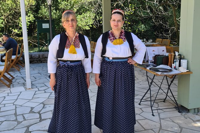 Konavle Gastro & Culture Tour (Private Tour) - Peka lunch is the main event